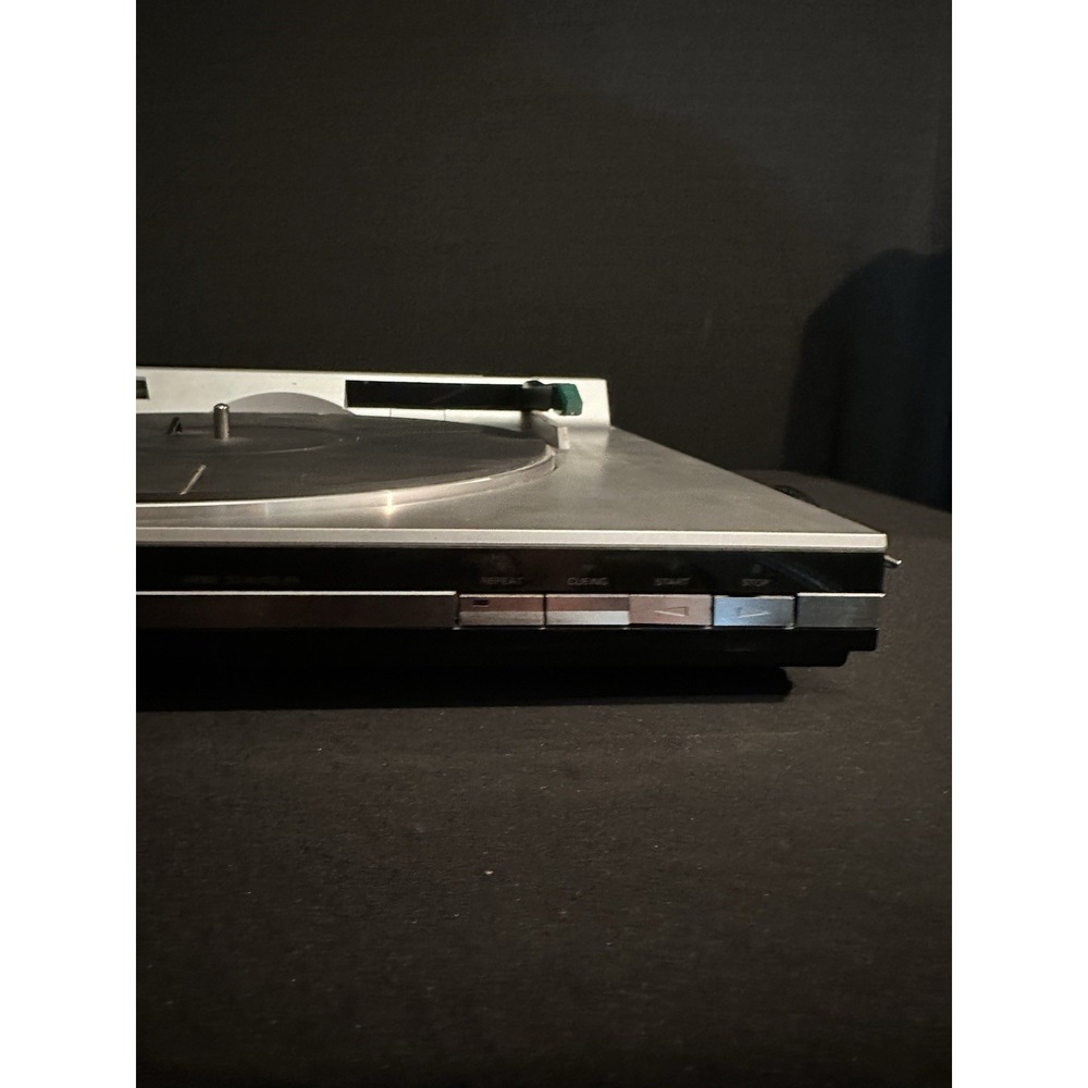 Magnavox FP1463 Turntable AS-IS/Parts - Picture 4 of 8